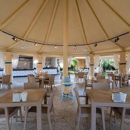 Palmeras Beach Hotel Payallar 外观 照片