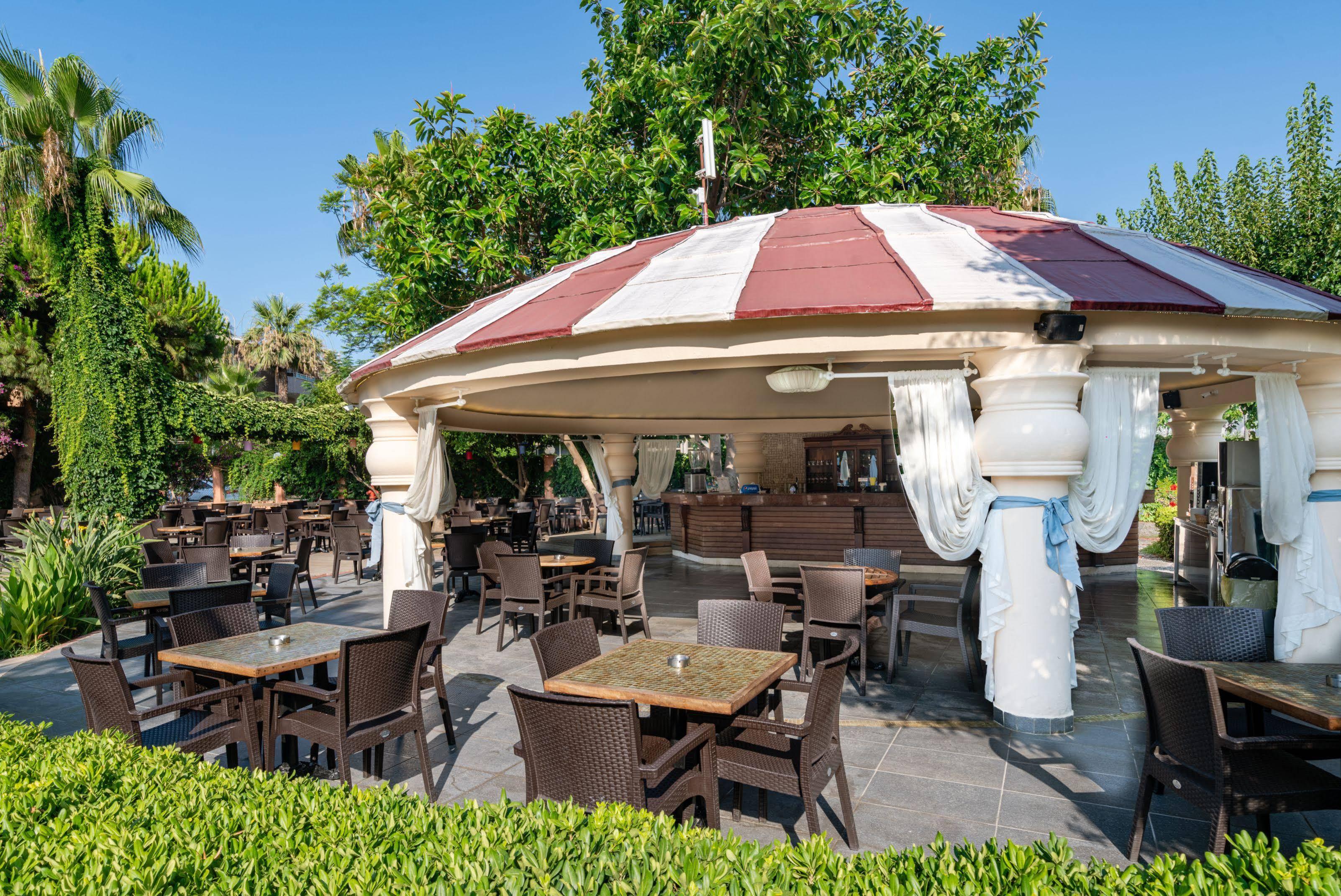 Palmeras Beach Hotel Payallar 外观 照片