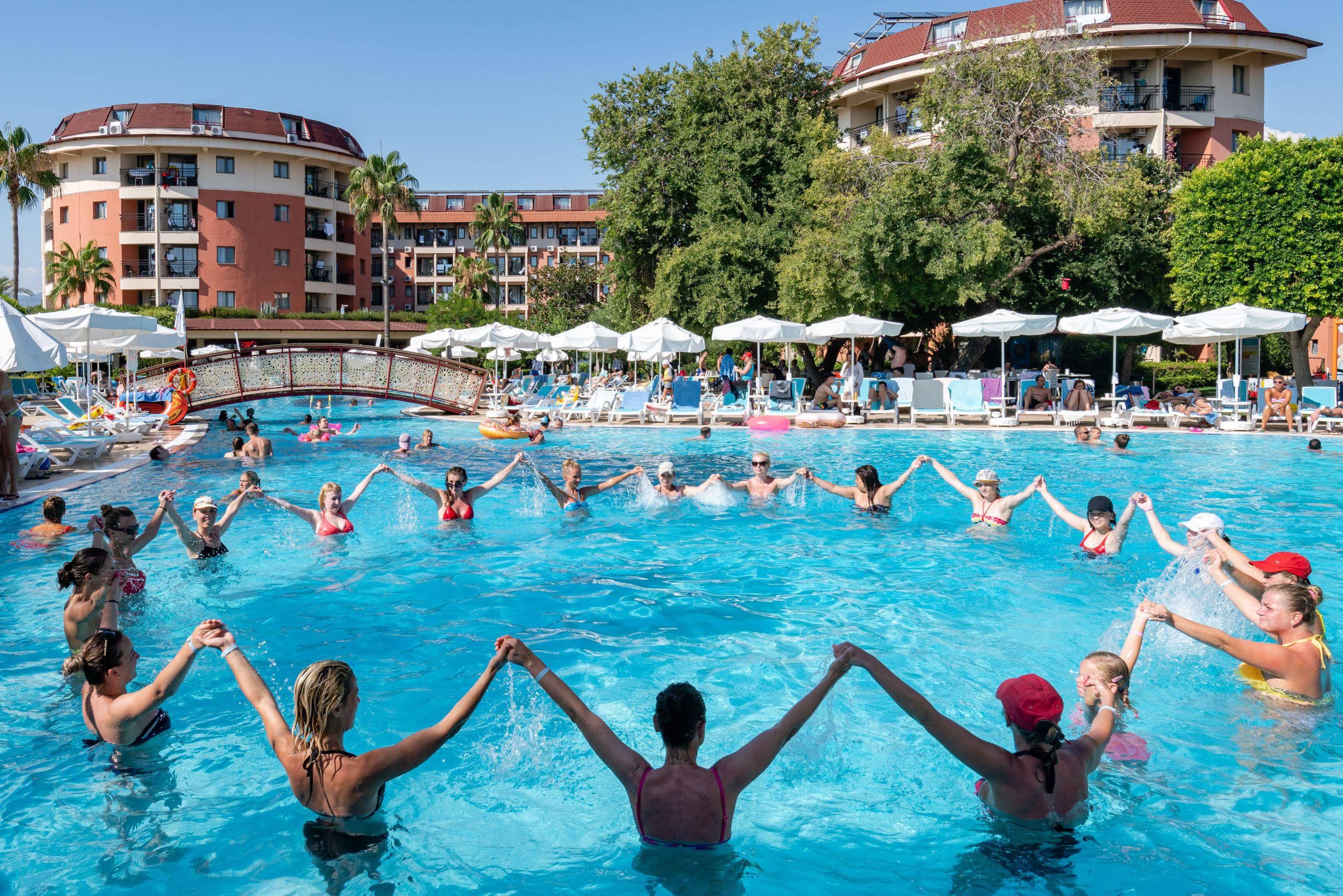 Palmeras Beach Hotel Payallar 外观 照片